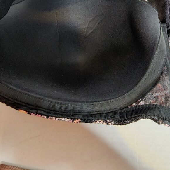 46DDD Lace Wireless Bra Lingerie Boudior Lightly Lined Lace Back Smoothing Flora - Picture 8 of 8